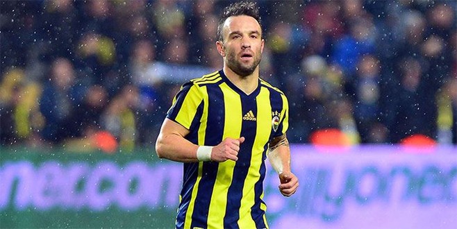 Fenerbahçe'de Valbuena isyanı
