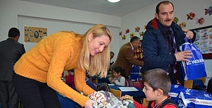 Kocaeli’den Tatvan’a gönül köprüsü