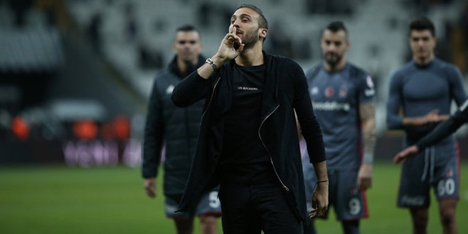 Cenk Tosun rekor ücretle Everton'da