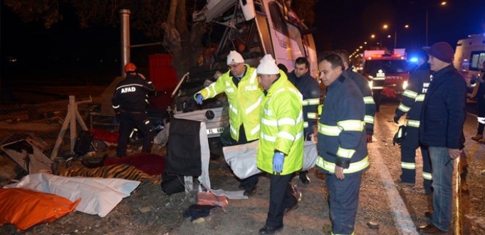 Eskişehir'de korkunç kaza 11 ölü