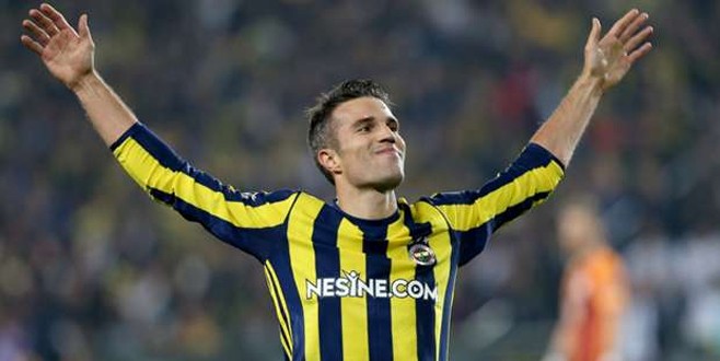 Robin van Persie'den Fenerbahçe'ye son dakika golü