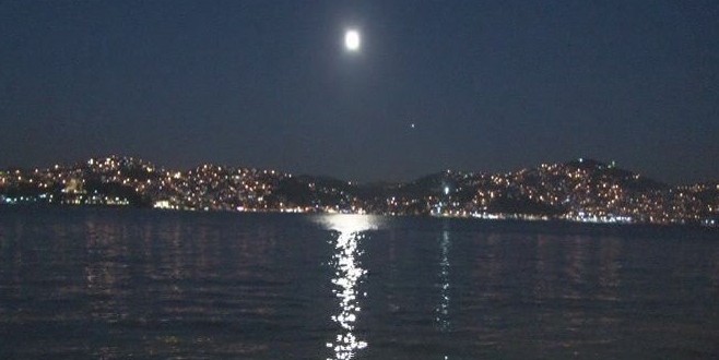 Süper Ay İstanbul semalarında!