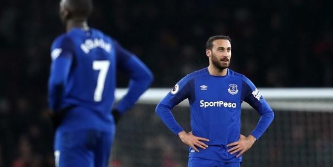 Cenk Tosun'un takımı darmadağın!