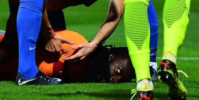 Galatasaray'da Gomis korkuttu