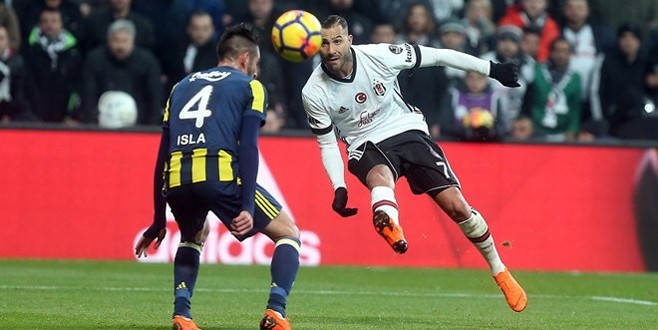 Quaresma'nın trivelası Avrupa'yı salladı