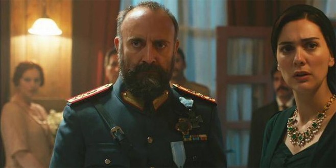 Vatanım Sensin dizisinde şok ayrılık