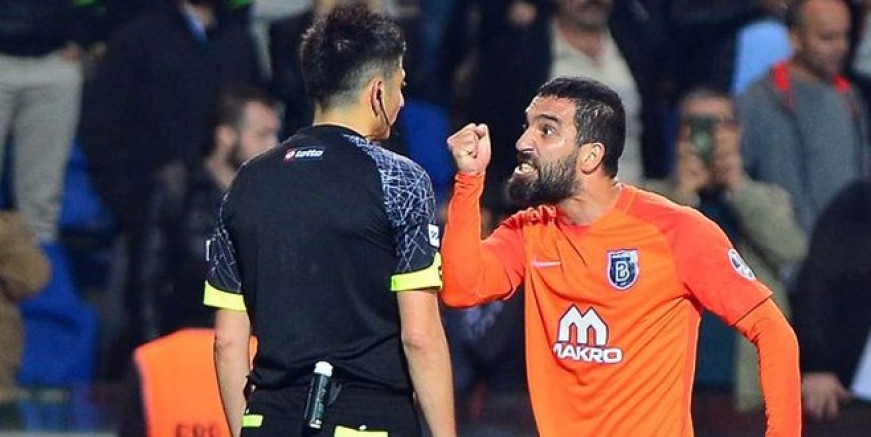 Arda Turan'a 16 maç ceza
