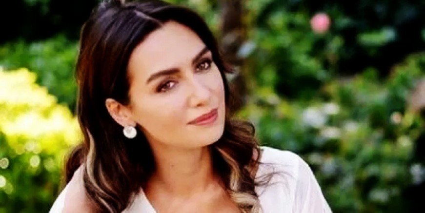 Birce Akalay'ın saçları sosyal medyayı salladı
