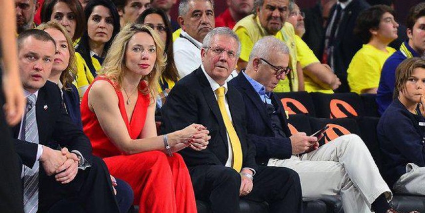 İlona Korstin Fenerbahçe'ye uğurlu geliyor