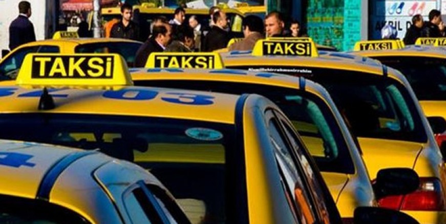 İstanbul'da takside tecavüz dehşeti