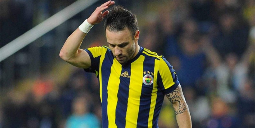 Cocu Valbuena'nın biletini kesti