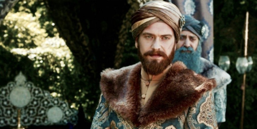 Engin Öztürk Halk Market'e destek verdi