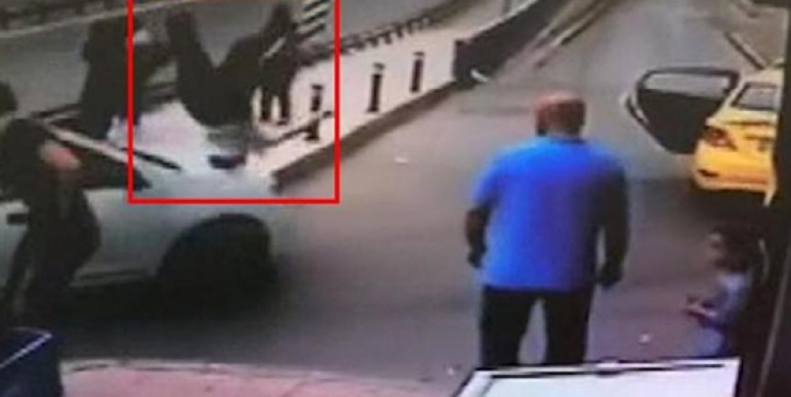 Kartal'da yol verme kavgası kanlı bitti
