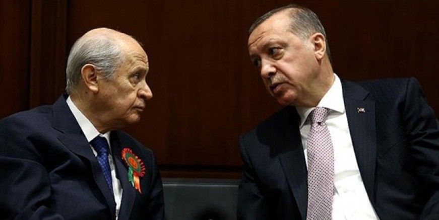 Son ankette MHP'ye büyük şok!