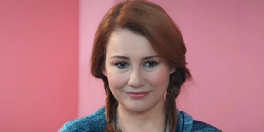 Deniz Seki Ahmet Kaya'ya sarıldı!