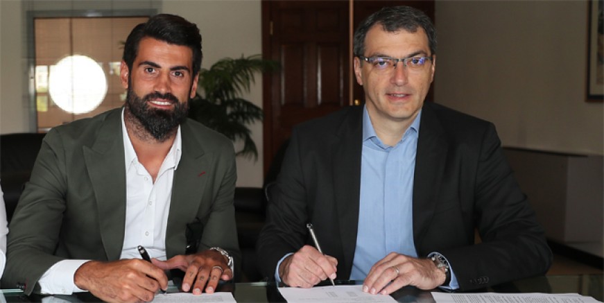 Fenerbahçe Volkan Demirel ile anlaştı