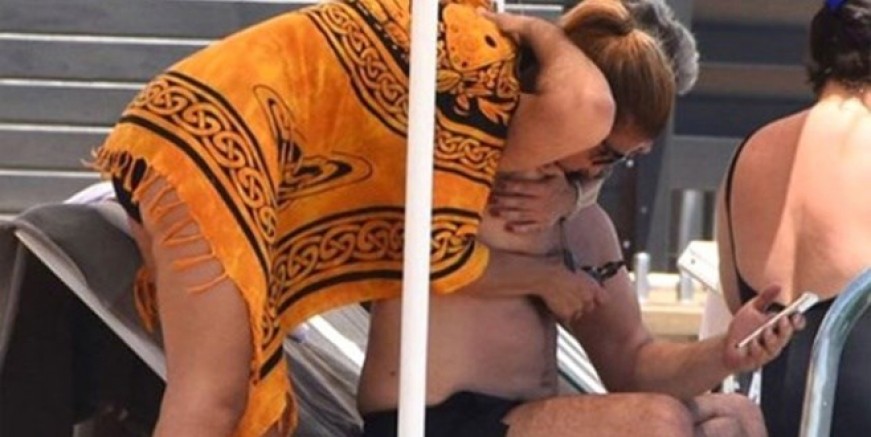 Gülben Ergen tatilde aşka geldi