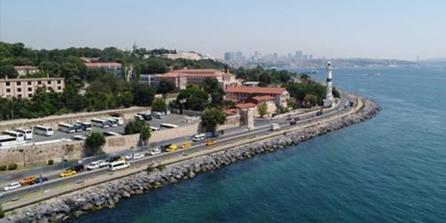 Tarihi surlar yeniden restore ediliyor