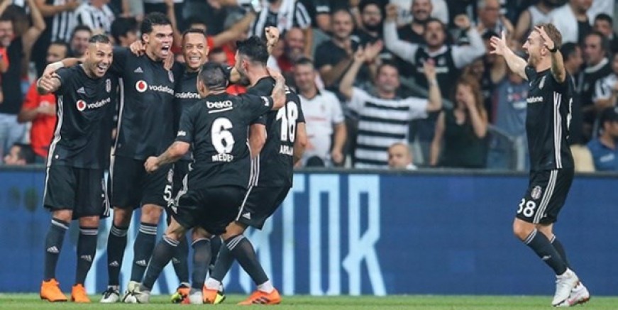 Beşiktaş UEFA Avrupa Ligi'nde gruplara kaldı