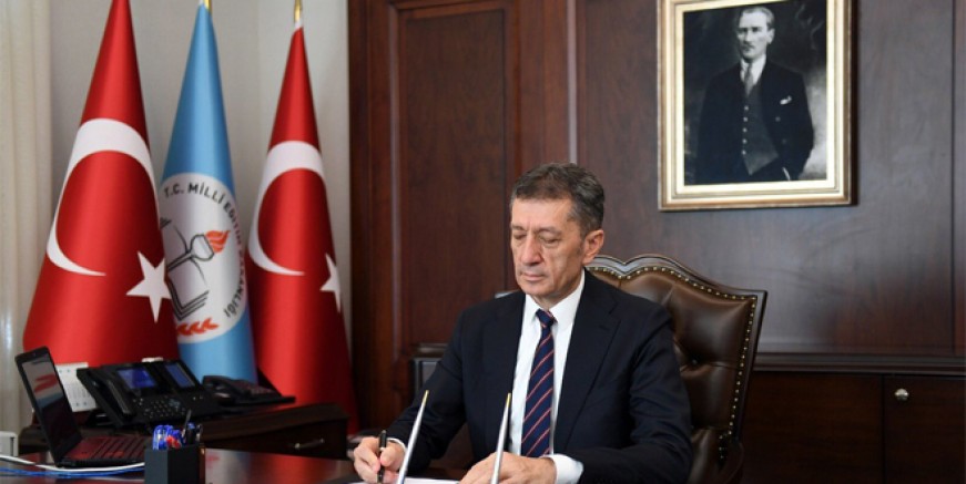 Ziya Selçuk'tan LGS açıklaması