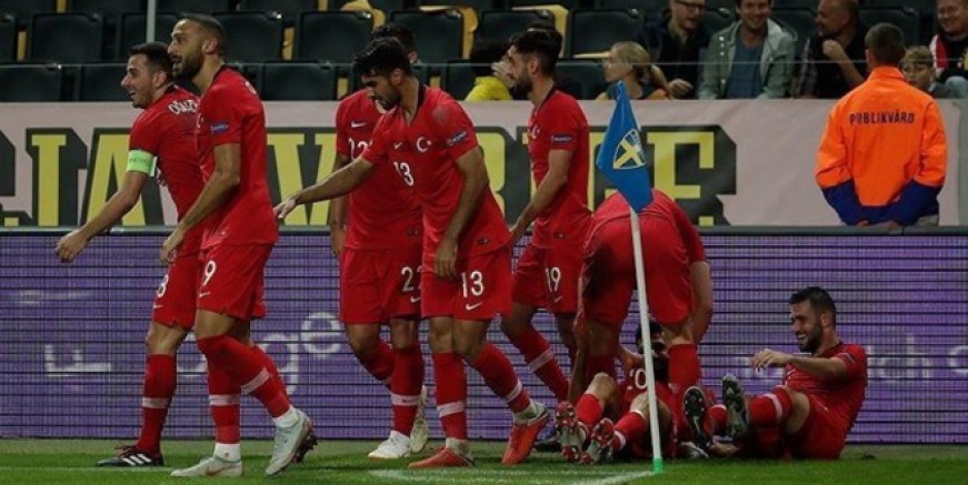 İsveç medyası Türkiye'yi konuşuyor