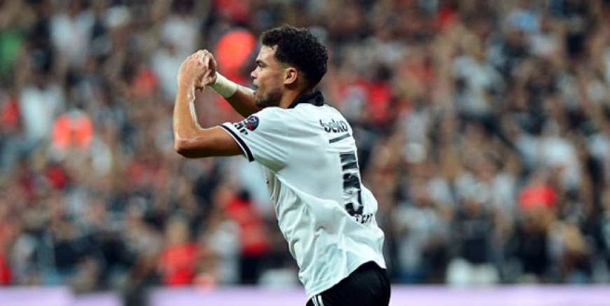 Pepe ligdeki forvetleri solladı