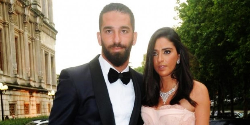 Arda Turan baba oldu!