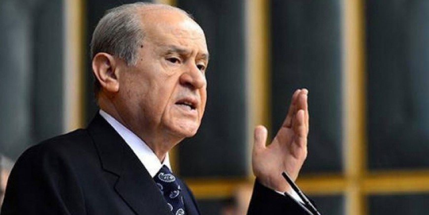 Emeklilikte Yaşa Takılanlar MHP'ye ateş püskürüyor