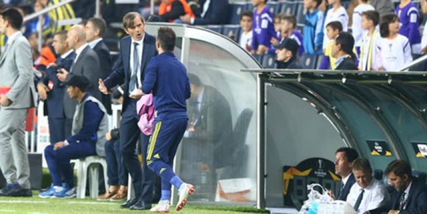 Fenerbahçe'de yedek kulübesi fena karıştı