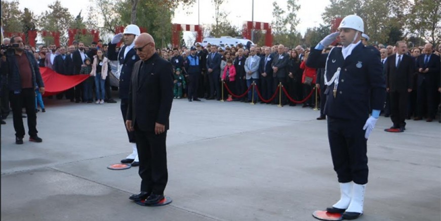 Atatürk Kartal'da da saygıyla anıldı