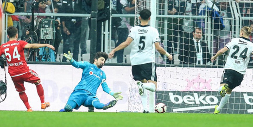 Beşiktaş'ın kalesi yıkıldı