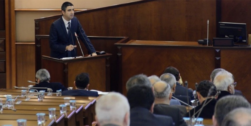 Gökhan Yüksel Mevlüt Uysal’ı fena terletti