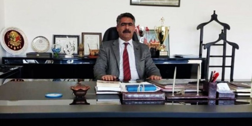 M. Emin Korkmaz Atatürk'e hakaretten açığa alındı