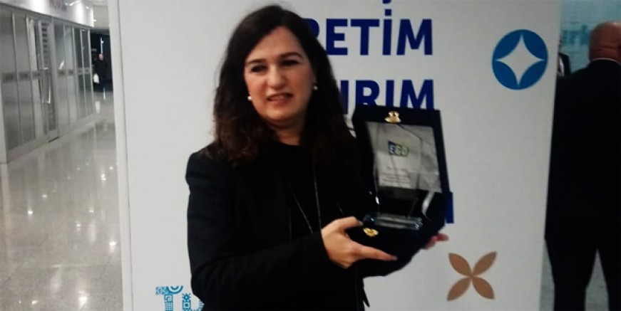 EGD'den yazarımız Aslı Didari'yi onur ödülü
