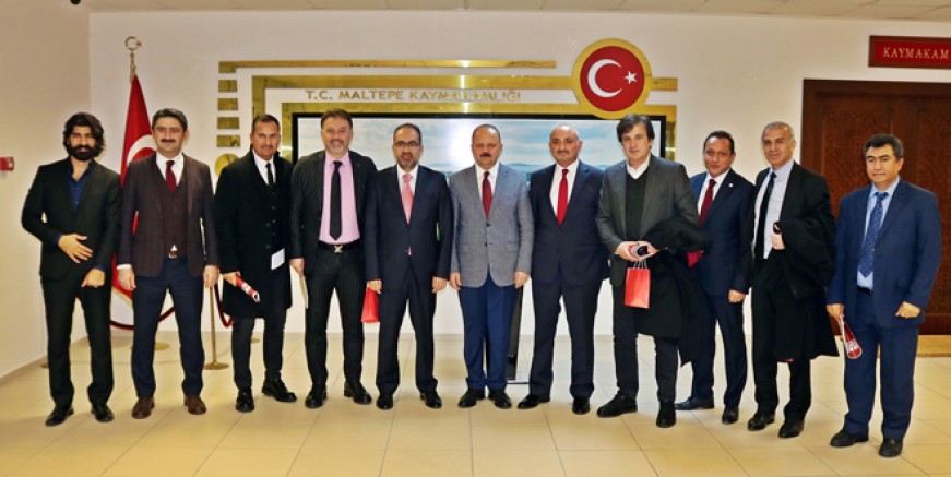 Futbolun efsaneleri Meftun Dallı'yı ziyaret etti