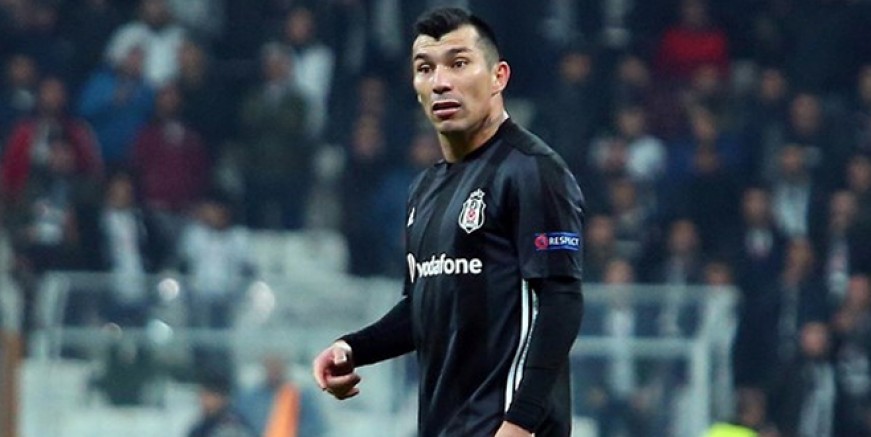 Gary Medel'e West Ham kancası