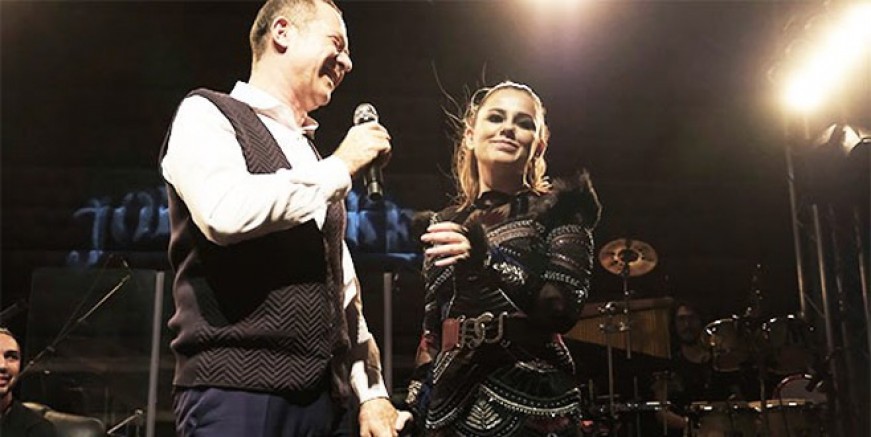 Merve Özbey - Sümer Ezgü düeti büyüledi