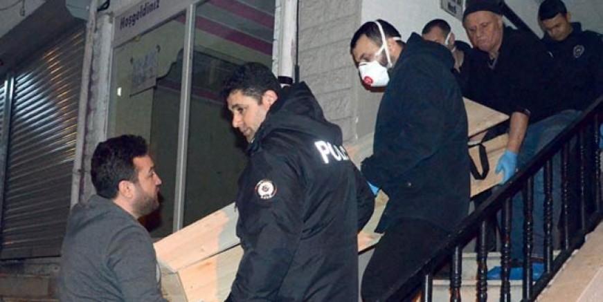 Avcılar'da bazadan vahşet çıktı
