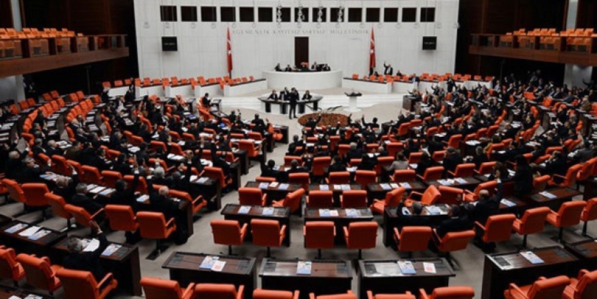 CHP'nin EYT teklifi Meclis'te reddedildi!
