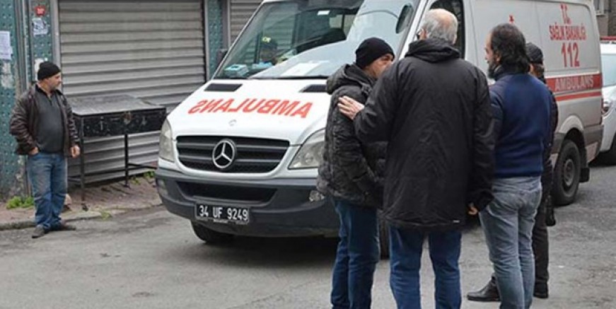 Fatih'te iki kişinin sır ölümü
