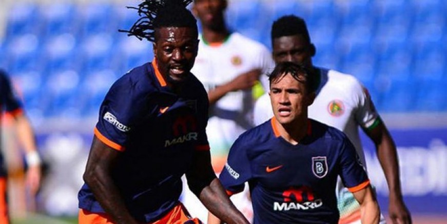 Fenerbahçe'de Adebayor sesleri