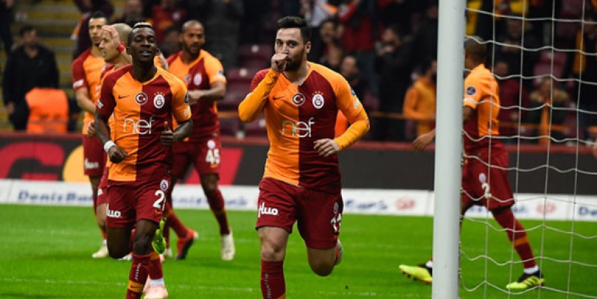 Galatasaray sahasında aslan!
