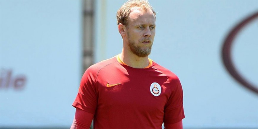 Semih Kaya Galatasaray'a döndü