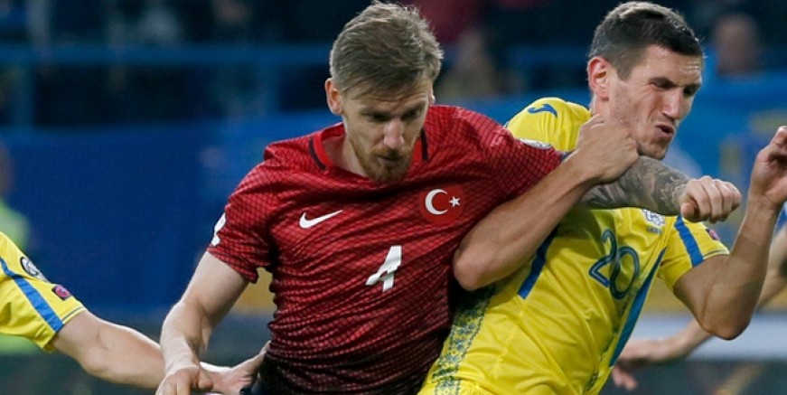 Serdar Aziz Fenerbahçe yolunda!