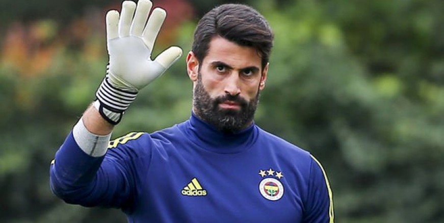Volkan Demirel özür diledi