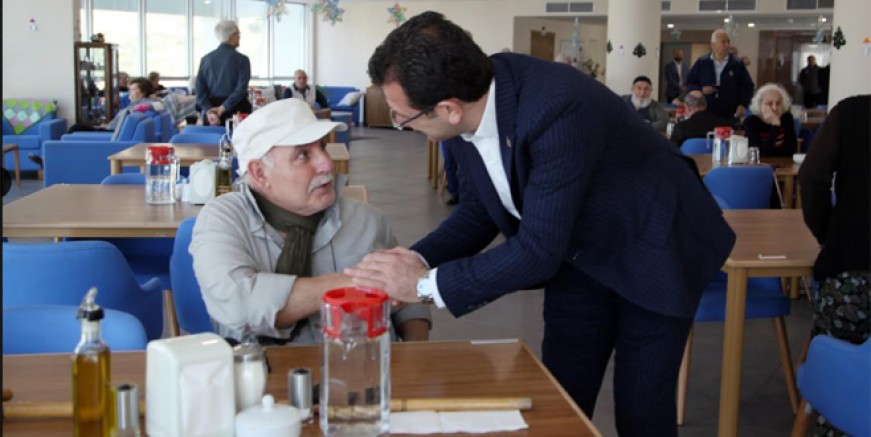 Ekrem İmamoğlu'ndan Kartal huzurevine övgü