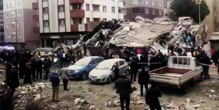 Kartal'da çöken bina: 2 kişi tutuklandı