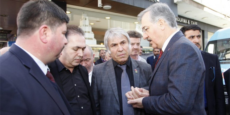 Ebubekir Taşyürek'ten şehit üsteğmene vefa