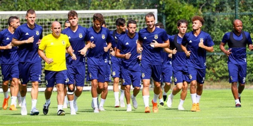 Fenerbahçe'de iki ismin bileti kesildi