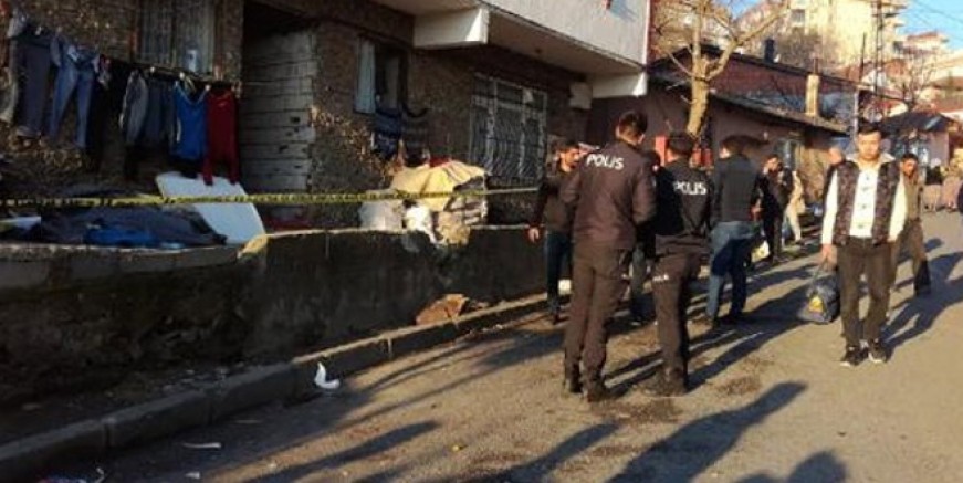 Gaziosmanpaşa'da bir sokakta patlama: 3 yaralı